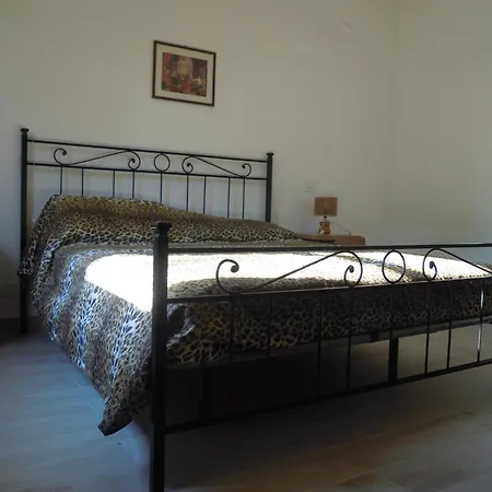 Vakantieboerderij Piccolo Albero Loreto Aprutino