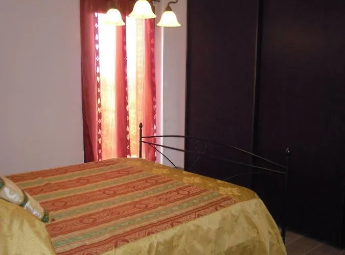 Piccolo Albero * Лорето-Апрутино